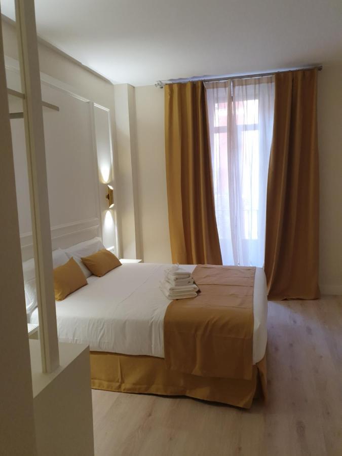 Le Petit Palue-Opera Hotel Madrid Ngoại thất bức ảnh